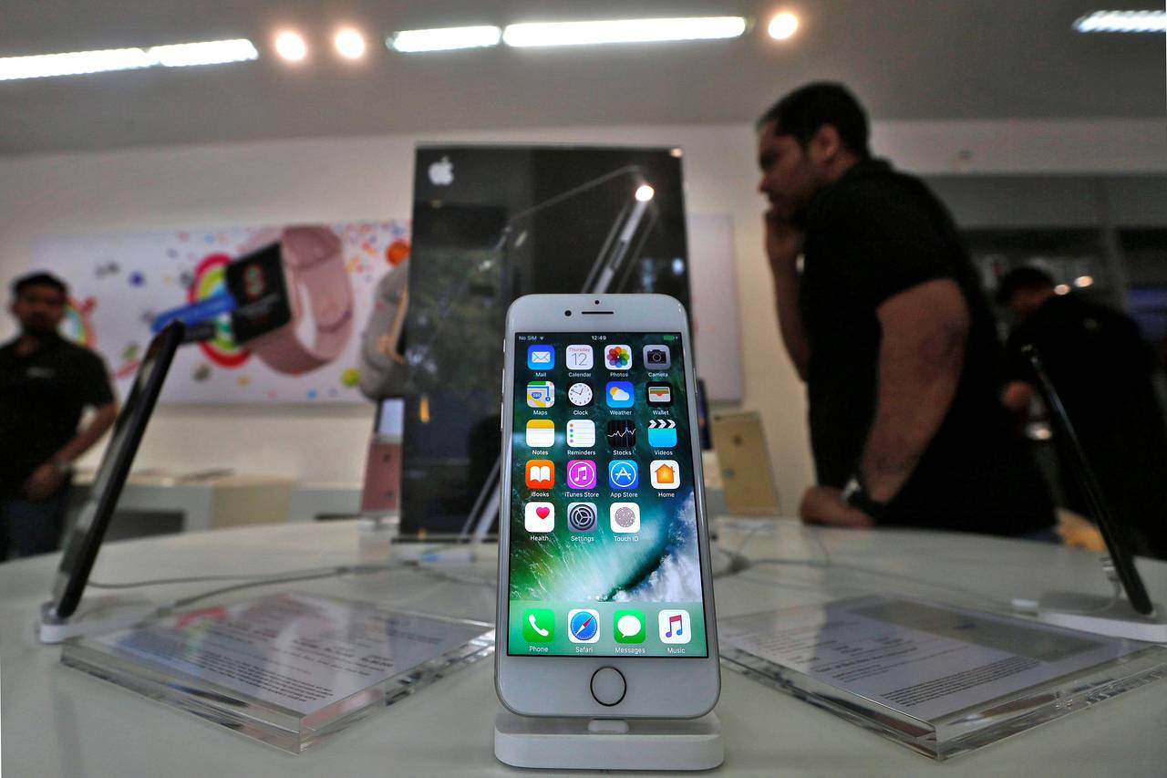 <b>蘋果公司產品限制老款iPhone計算能力以防意外關機</b>