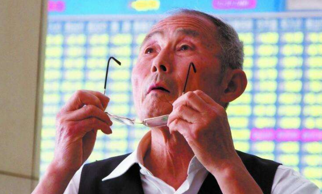 炒股票新手入門基礎(chǔ)知識(shí)：什么樣的MACD要大膽買