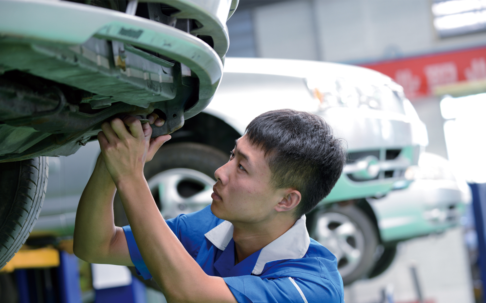 別聽4S店忽悠，新車有這種情況千萬別修！