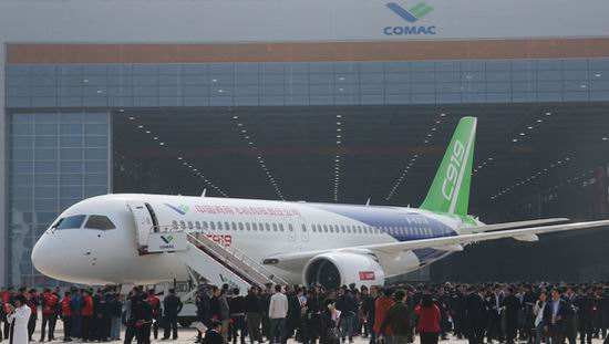 國產大飛機確定今年“小目標”，產業鏈萬億市