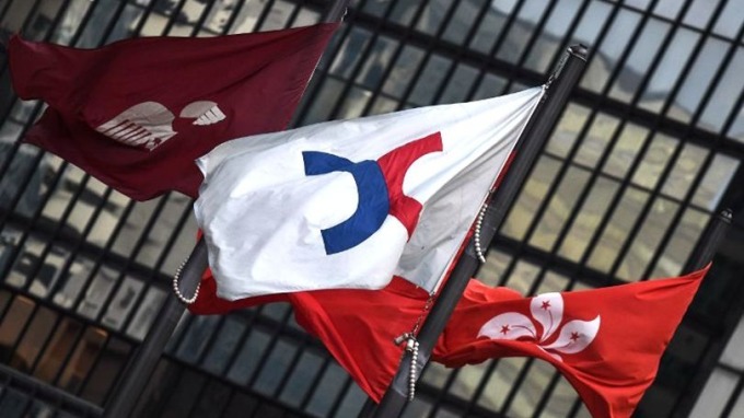 港股午盤跌0.67% 內房、科網、醫藥股全趴