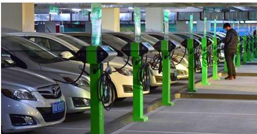 多項政策醞釀出臺 新能源汽車再迎利好