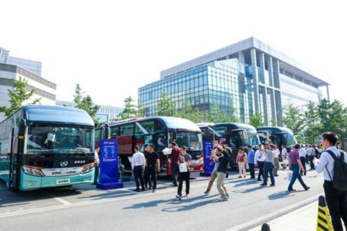 龍威Ⅱ代,匠心智造世界級高端客車