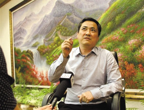貪功冒進致“資不抵債”，“眼鏡大王”也不得