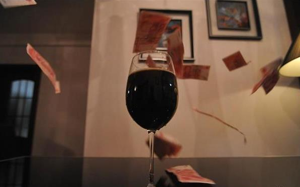 揭秘酒托產業鏈：入行6年北京2套房！