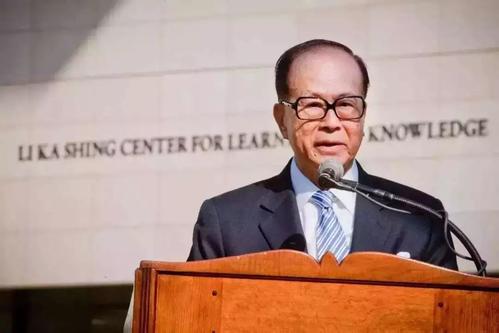 李嘉誠：用分家來傳承，而非在自己去世后，下