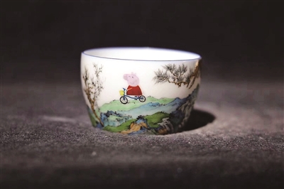 創(chuàng)意營(yíng)銷(xiāo)：“小豬佩奇游春”琺瑯白瓷杯走紅 已有同款售賣(mài)