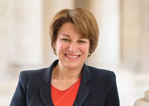Amy Klobuchar駁斥特朗普質(zhì)疑氣候變化