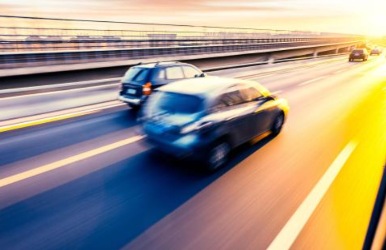 汽車智能化提速 無(wú)人駕駛概念有多遠(yuǎn)？