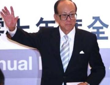 李嘉誠(chéng)基金捐2億