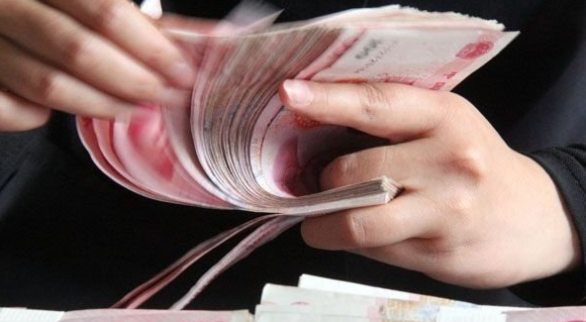 【財經報道】原本只想借3000塊，他卻賠了自己一套房