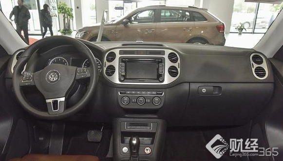 又一新車華麗登場 堪比途觀 你選擇哪款車呢? 又一新車華麗登場 堪比途觀 你選擇哪款車呢?