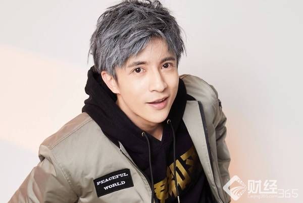 薛之謙離婚是因?yàn)楦F