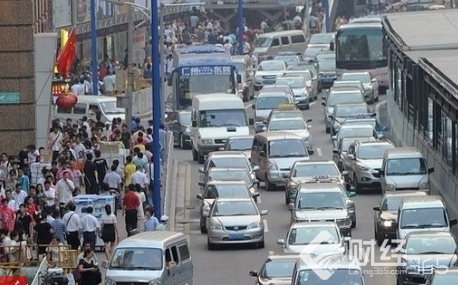 新加坡的汽車(chē)被限制?政府出手：控制乘用車(chē)數(shù)量增長(zhǎng)