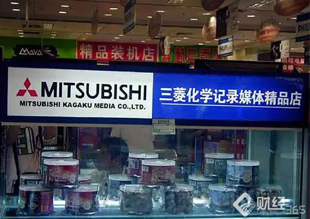 熱血青年激情創業 陋室里亦能走出世界頂級公司！
