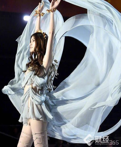 奚夢瑤這一摔這么值錢，王思聰都趕不上？