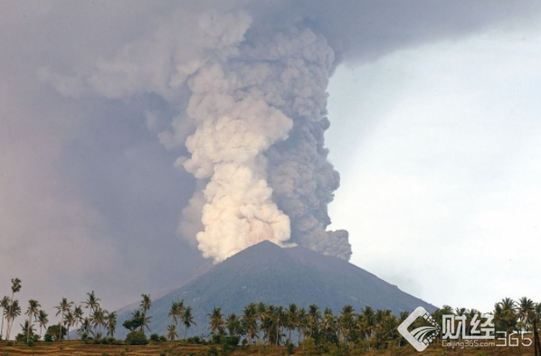 巴厘島火山隨時大爆發，印尼拉響最高警戒