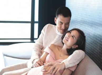 何潔離婚案開庭