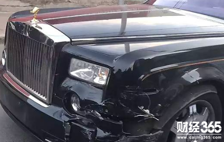 .千萬級別豪車被撞，現代車主一臉死灰：要賣房了