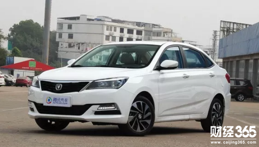 長安悅翔V7 官方指導價:6.09-8.69萬 長安悅翔V7 官方指導價:6.09-8.69萬