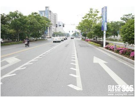認(rèn)不清這7種路面標(biāo)線(xiàn)，駕照不夠扣
