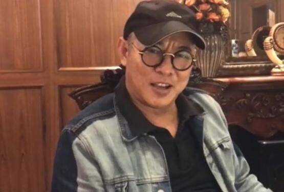 李連杰身形消瘦 網友：再不是少林寺的覺遠小和尚了