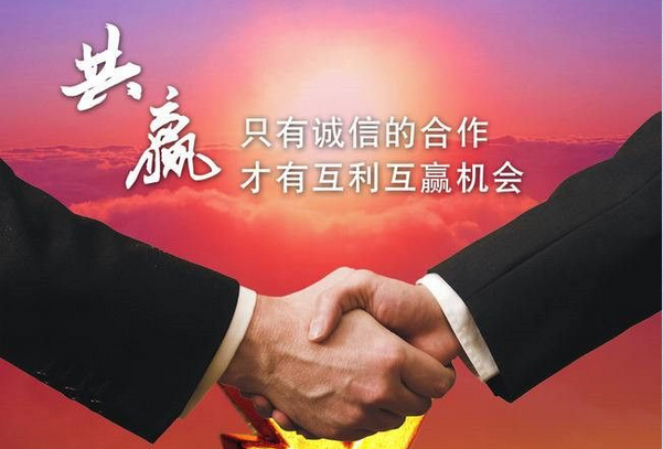 秦金楓：3.27美“血流不止”黃金企穩1350，原油還看整理蓄勢!