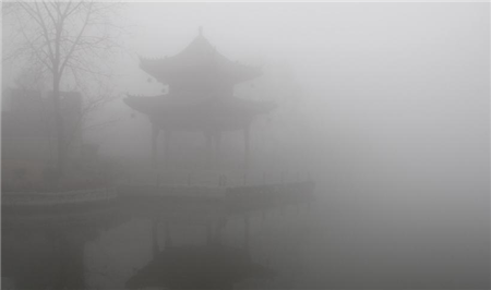 嘉月解盤：黃金周一混沌初開，盲目空單妄斷行情
